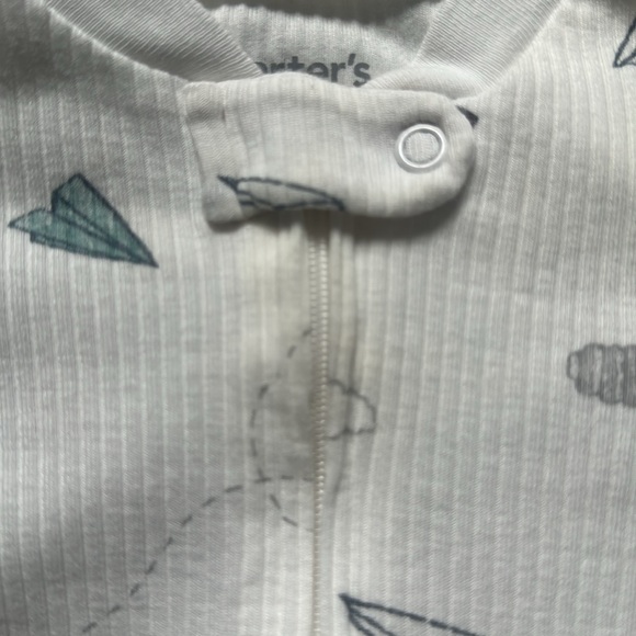 Carter’s | One Piece | 9 Month - Picture 3 of 5